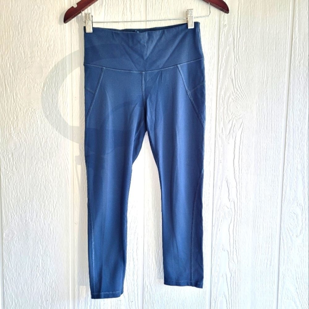 Athleta Cropped Leggings‎
